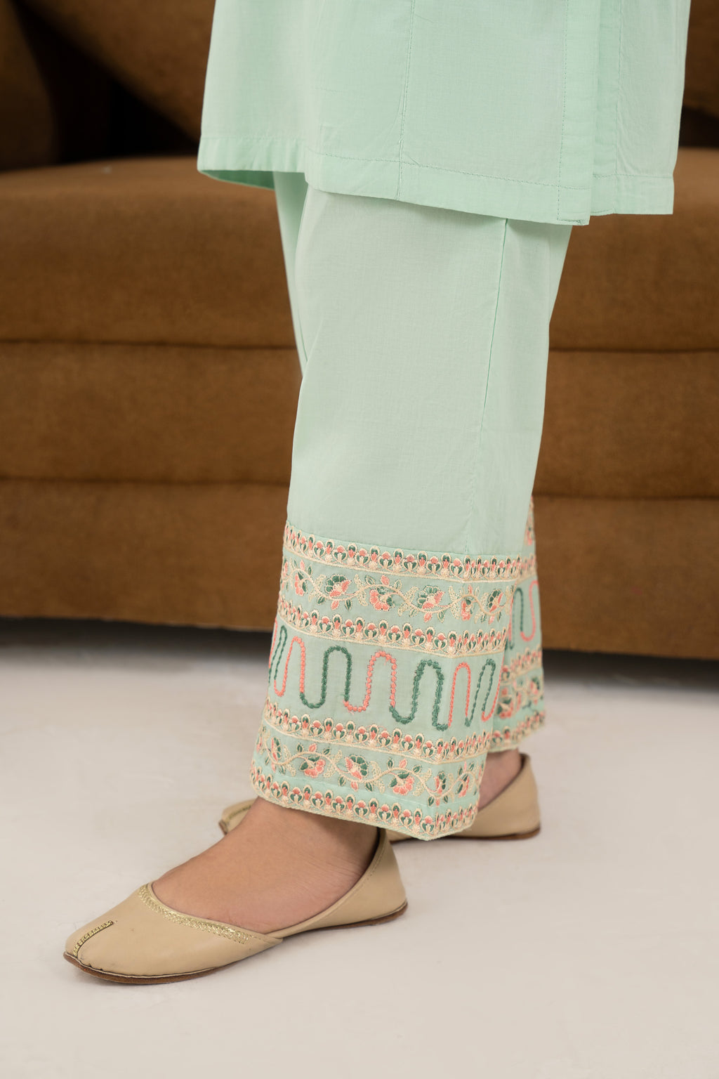 Mint Blossom – Embroidered 2PC Pret Set